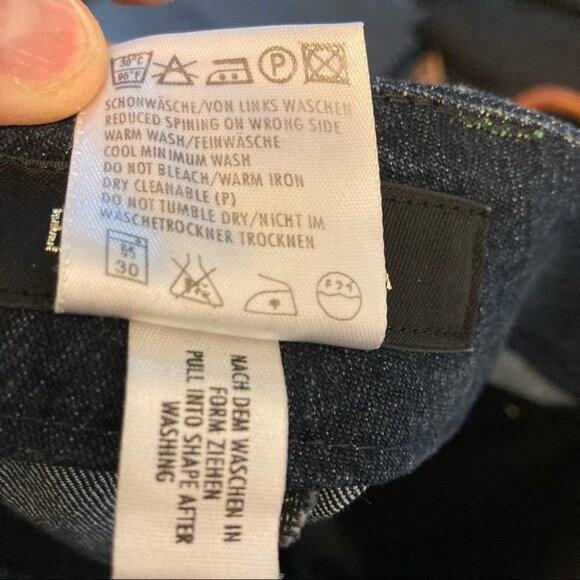 ESCADA Sz 30 Jeans Straight Leg Dark Wash w/ Green Yellow Decorative Stitching - Picture 7 of 10